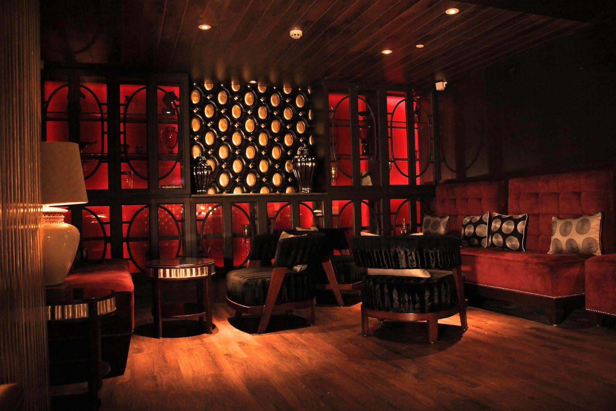 The Pllazio Hotel Gurgaon Exterior foto
